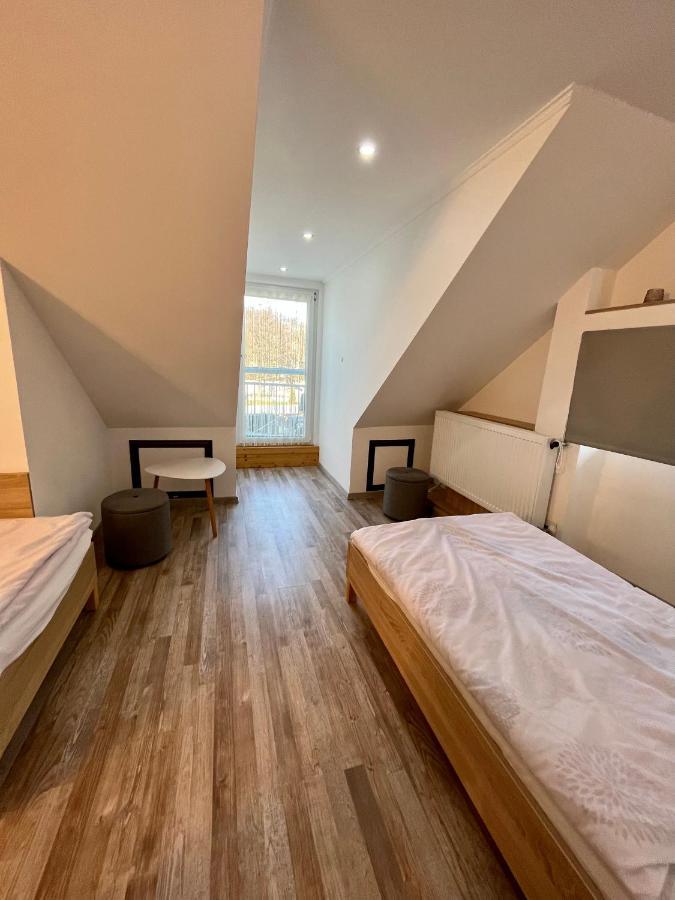 Rabbit Apartman Mosonmagyarovar Bagian luar foto
