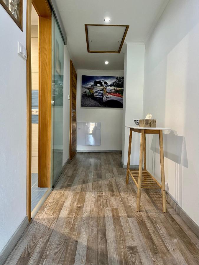 Rabbit Apartman Mosonmagyarovar Bagian luar foto