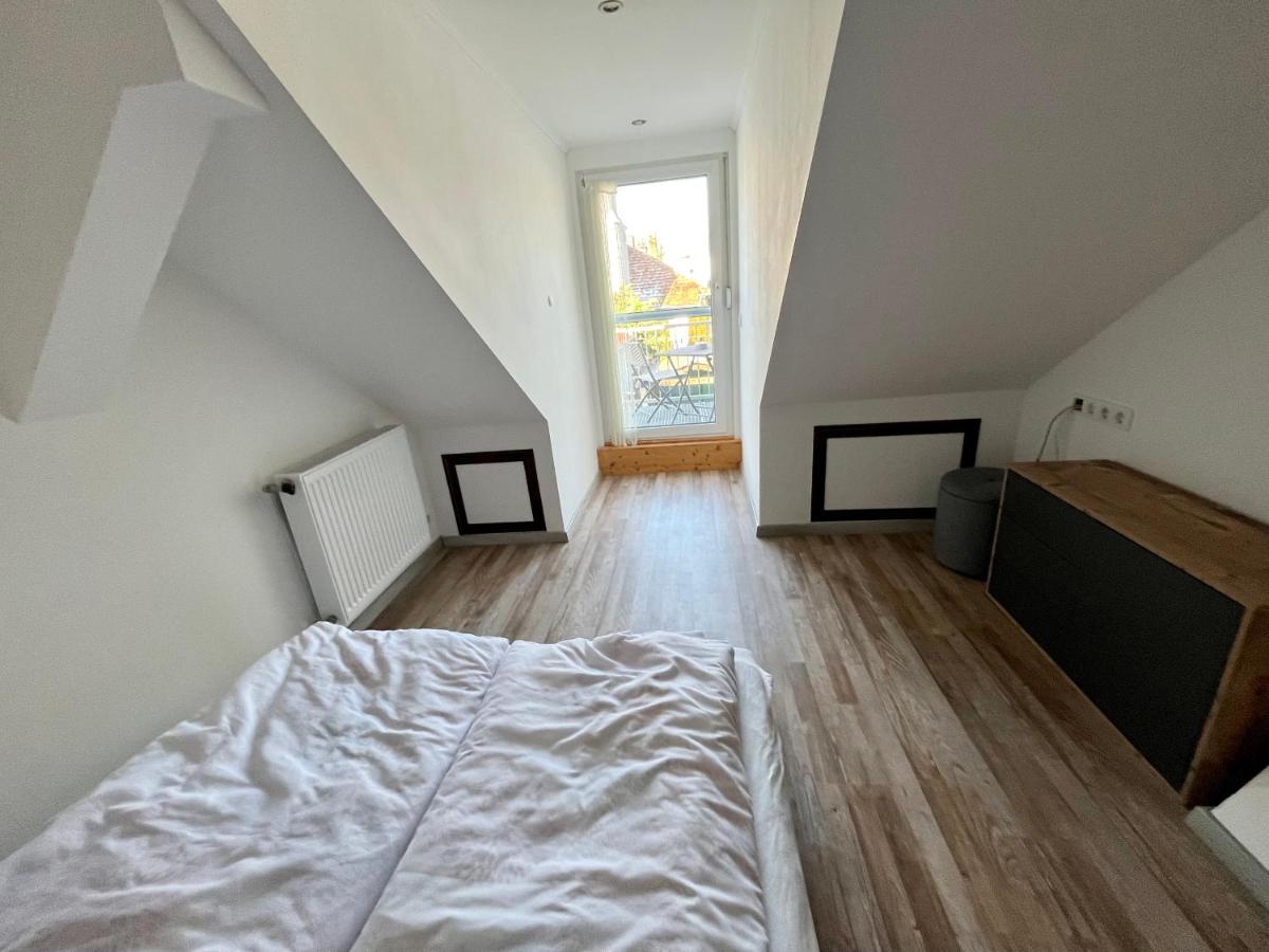 Rabbit Apartman Mosonmagyarovar Bagian luar foto