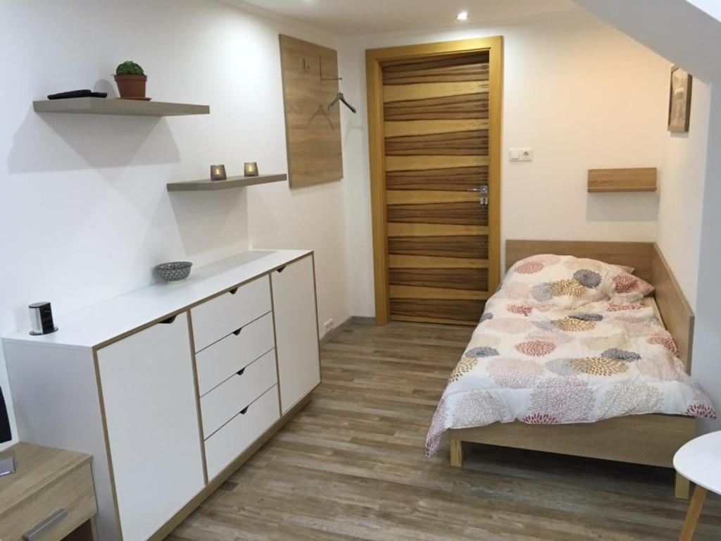 Rabbit Apartman Mosonmagyarovar Bagian luar foto